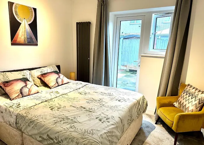 Large 4Br With 4En-Suite Bath Rooms Family House In Canary Wharf